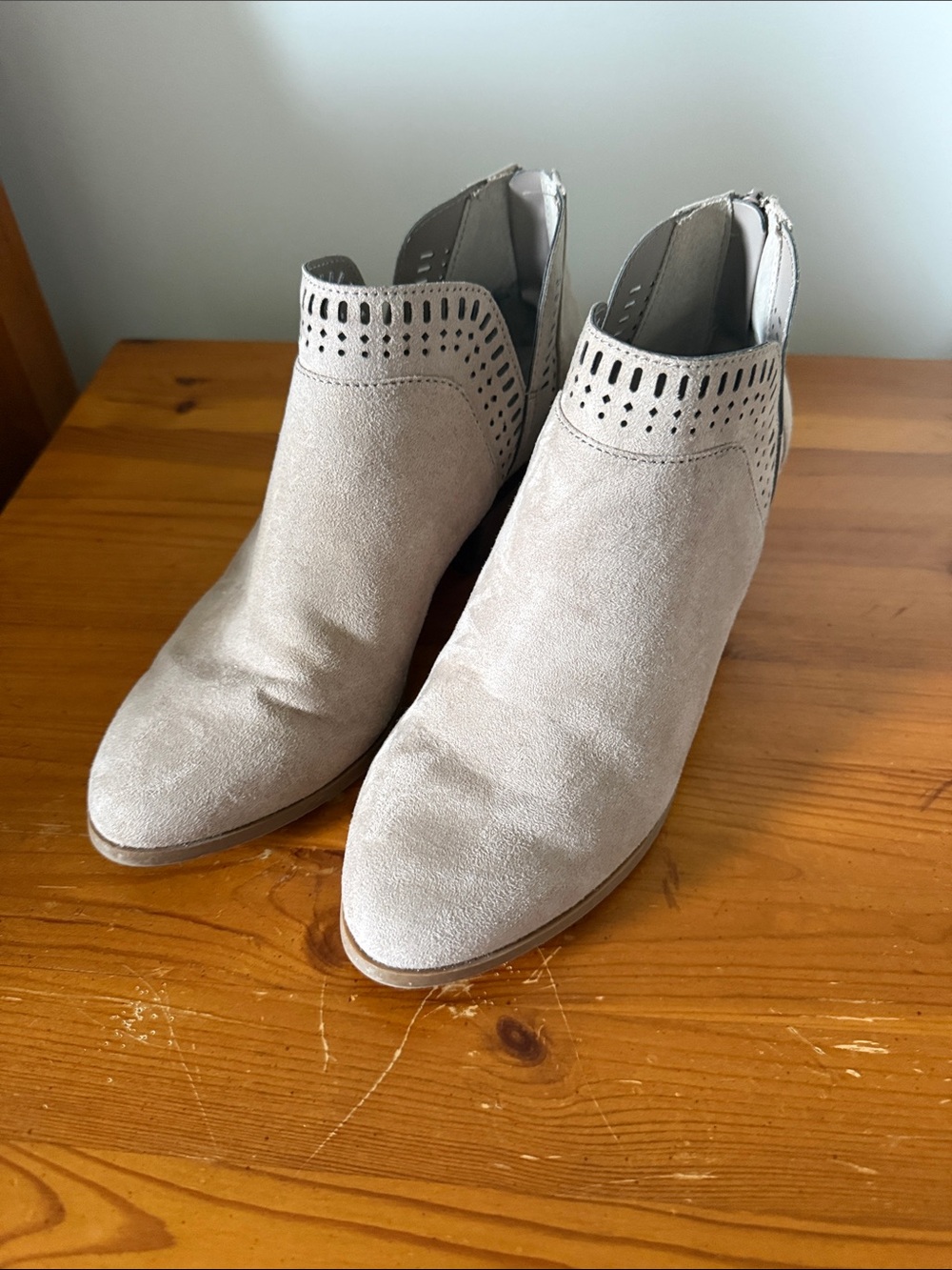 Carlos Santana Women's Suede Ankle Booties in Light Taupe